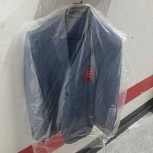 38R mens blue sport coat by Alfani. Sold at Macys. New in shipping bag.